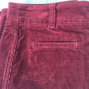 Loft Size: 4 corduroy skirt